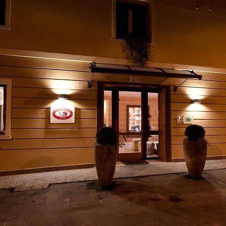 Hotel Locanda Stendhal Colorno Eksteriør billede