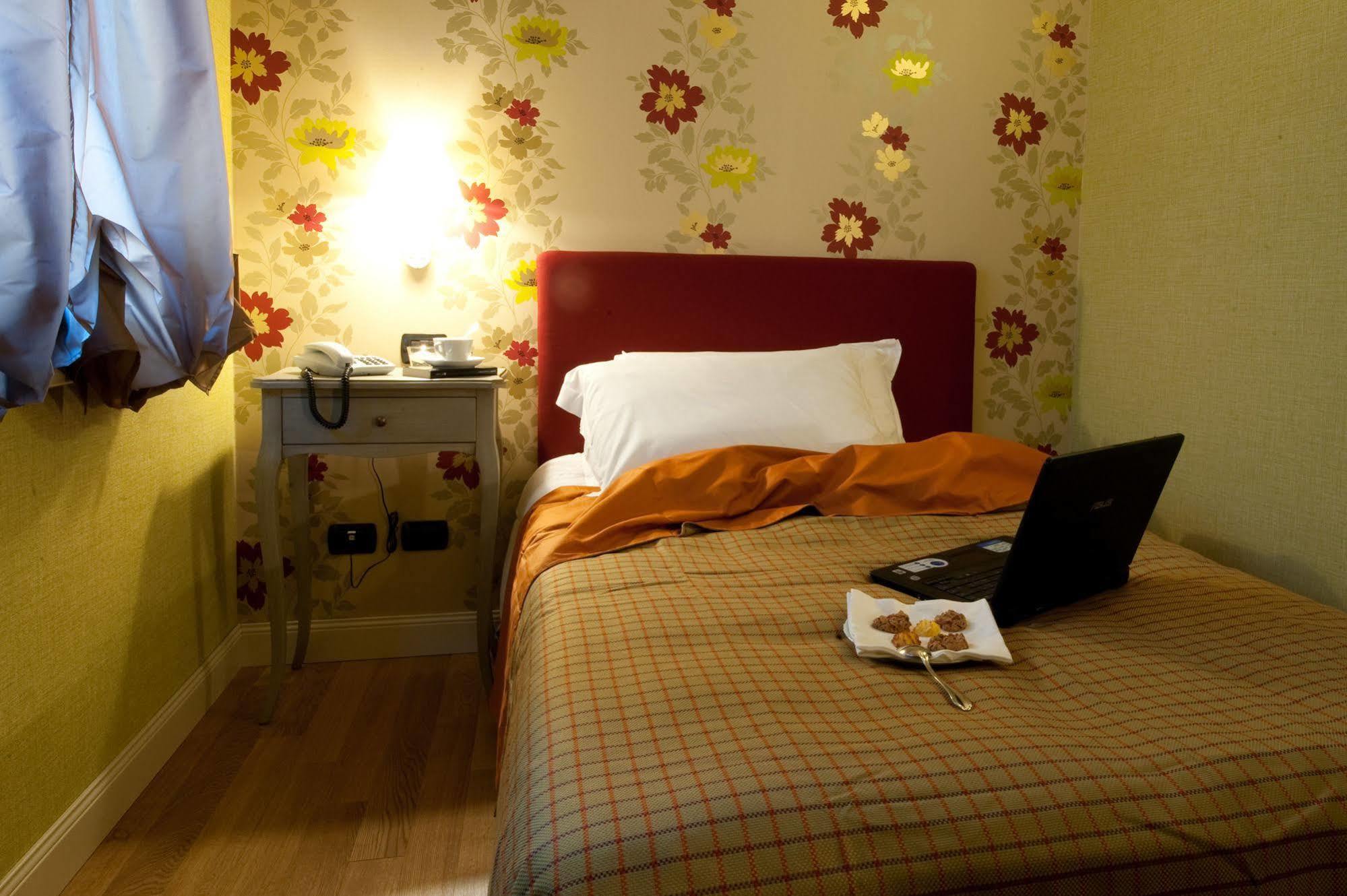 Hotel Locanda Stendhal Colorno Eksteriør billede